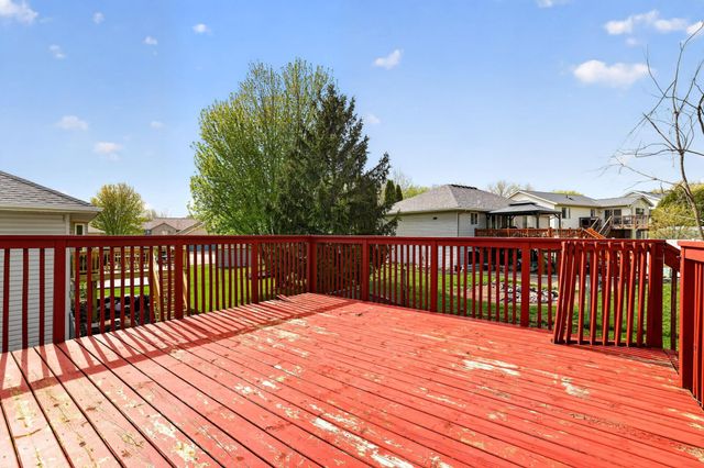 4647 Savannah Drive NW, Rochester, MN 55901