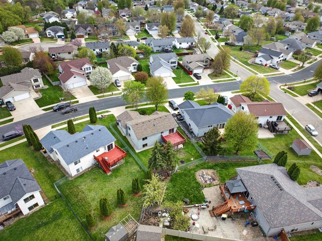 4647 Savannah Drive NW, Rochester, MN 55901