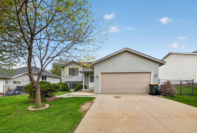 4647 Savannah Drive NW, Rochester, MN 55901