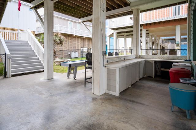 2636 Whitecap, Crystal Beach, TX 77650