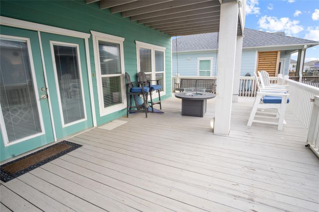 2636 Whitecap, Crystal Beach, TX 77650