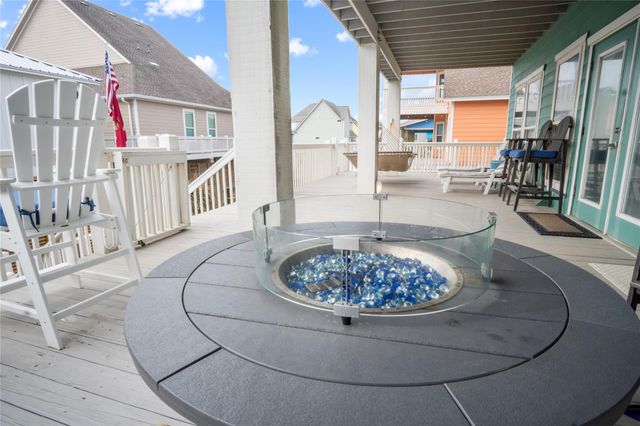 2636 Whitecap, Crystal Beach, TX 77650