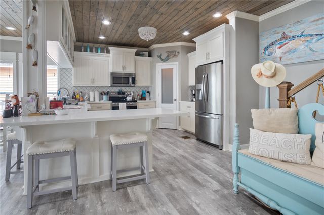 2636 Whitecap, Crystal Beach, TX 77650