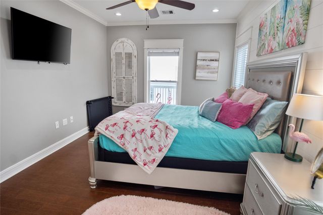 2636 Whitecap, Crystal Beach, TX 77650