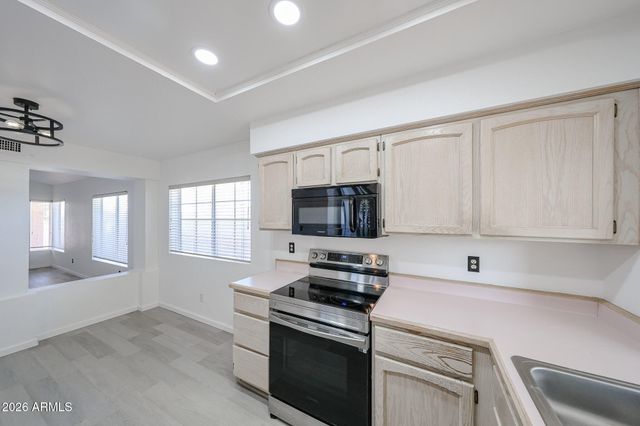 1004 E ANNETTE Drive, Phoenix, AZ 85022