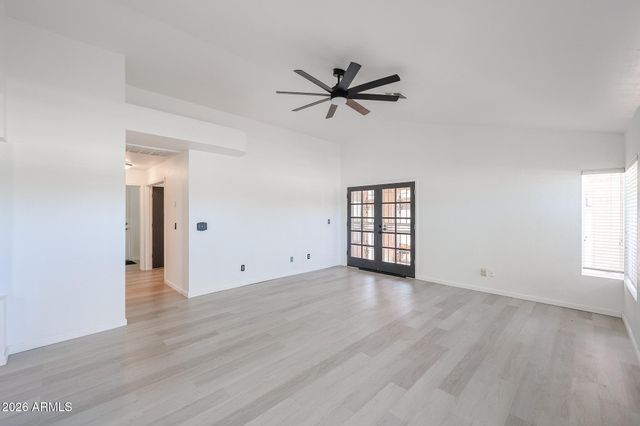 1004 E ANNETTE Drive, Phoenix, AZ 85022