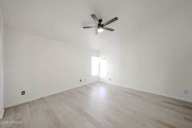 1004 E ANNETTE Drive, Phoenix, AZ 85022