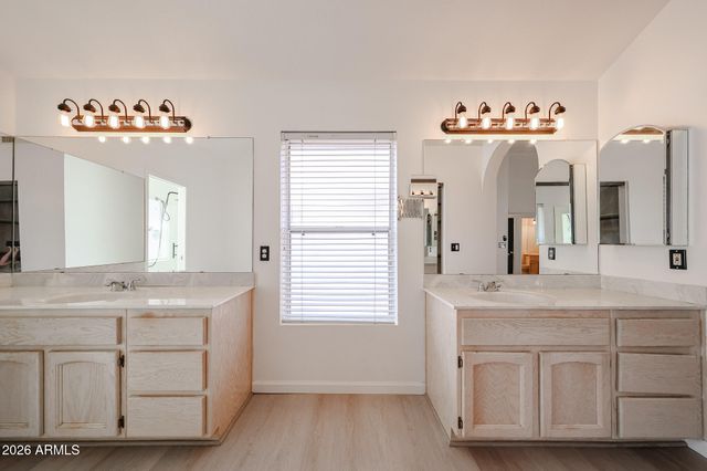 1004 E ANNETTE Drive, Phoenix, AZ 85022