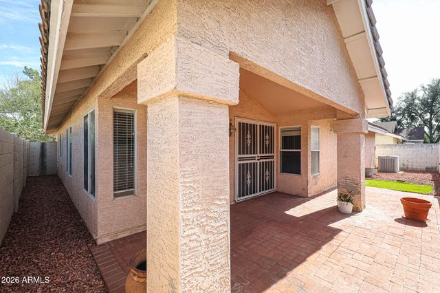 1004 E ANNETTE Drive, Phoenix, AZ 85022