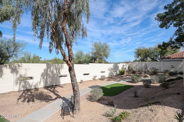 1004 E ANNETTE Drive, Phoenix, AZ 85022