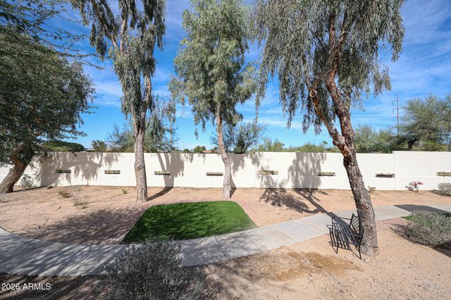 1004 E ANNETTE Drive, Phoenix, AZ 85022