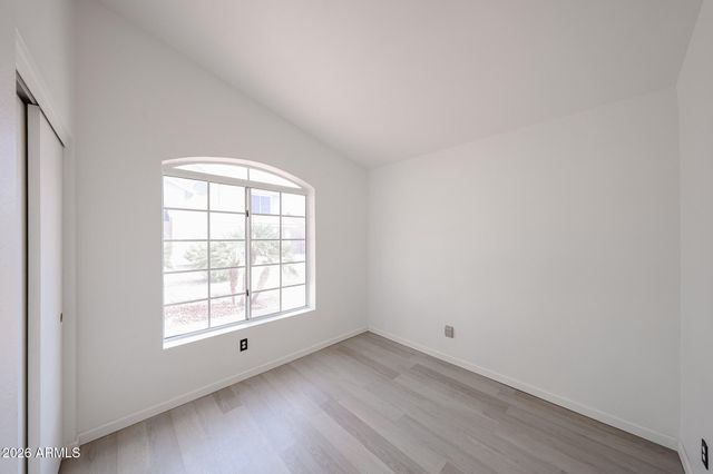 1004 E ANNETTE Drive, Phoenix, AZ 85022