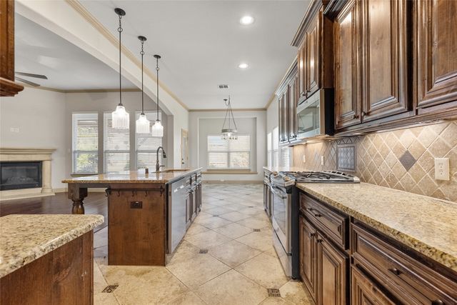 116 Wilmington Drive, Fate, TX 75189