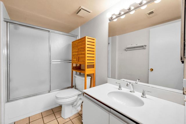 1452 Tiffany` Circle N, Palm Springs, CA 92262