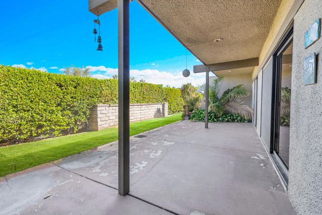 1452 Tiffany` Circle N, Palm Springs, CA 92262