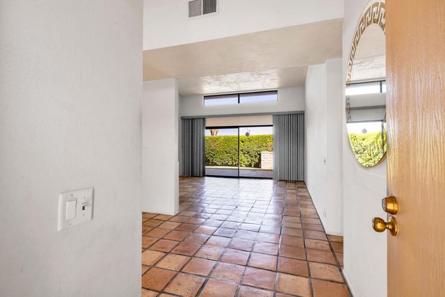 1452 Tiffany` Circle N, Palm Springs, CA 92262