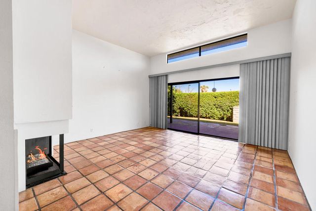 1452 Tiffany` Circle N, Palm Springs, CA 92262