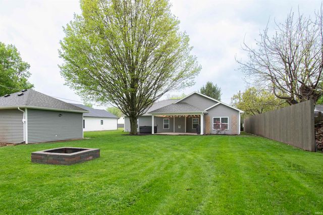 9805 Manning Street, Leo, IN 46765