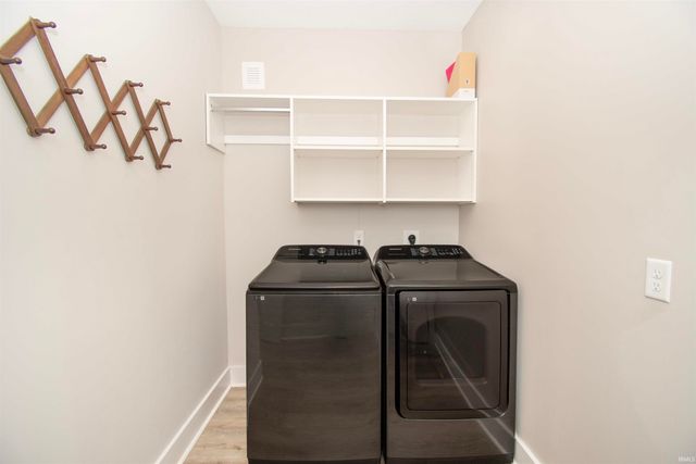 9805 Manning Street, Leo, IN 46765