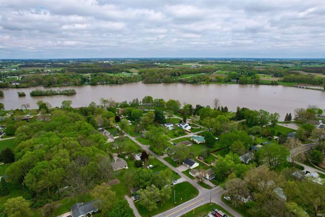 9805 Manning Street, Leo, IN 46765