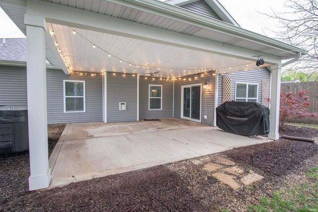 9805 Manning Street, Leo, IN 46765