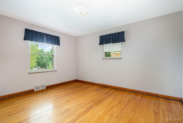 5025 Boomer Road, Cincinnati, OH 45247