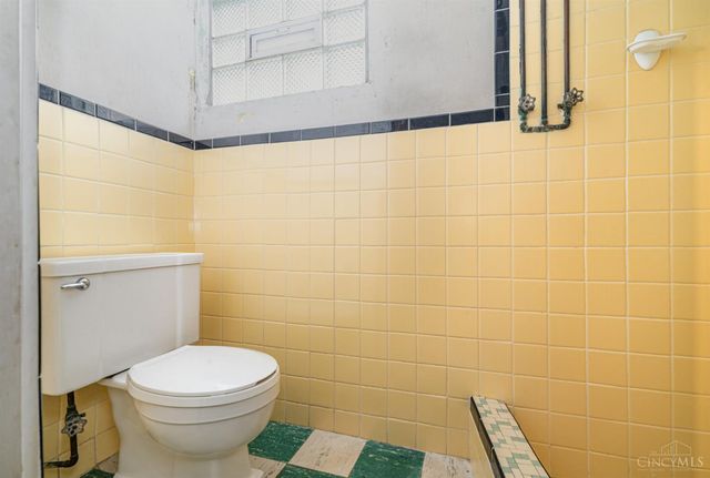 5025 Boomer Road, Cincinnati, OH 45247