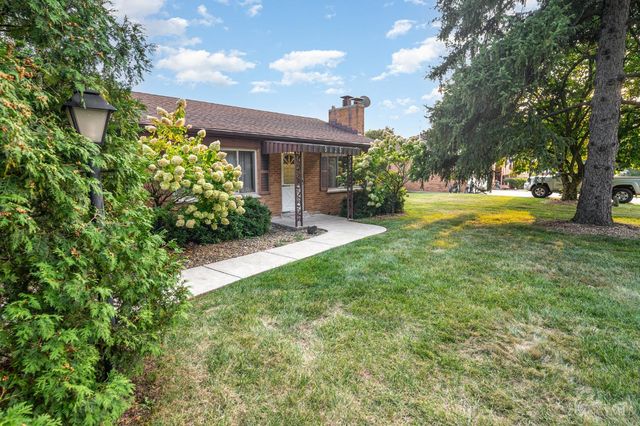 5025 Boomer Road, Cincinnati, OH 45247