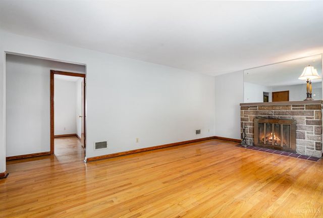 5025 Boomer Road, Cincinnati, OH 45247