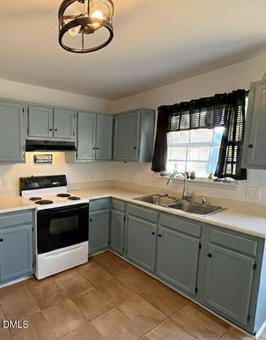 1932 Wood Avenue, Burlington, NC 27215