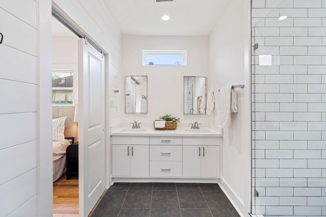 2801 Rosewood Street, Houston, TX 77004