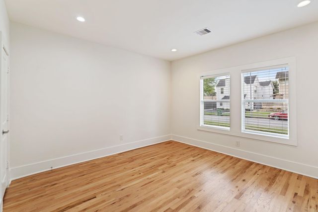 2801 Rosewood Street, Houston, TX 77004