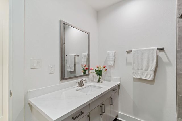 2801 Rosewood Street, Houston, TX 77004