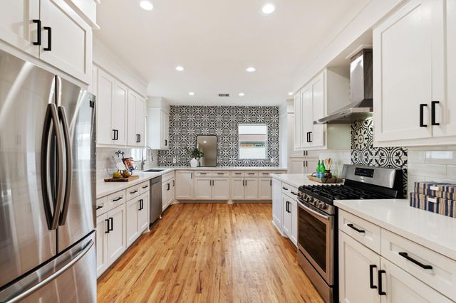 2801 Rosewood Street, Houston, TX 77004