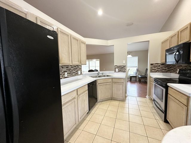 931 HUNTER LANE, Tarpon Springs, FL 34689