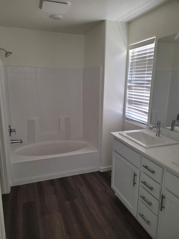 Image 16 of property listing at 2012 Richard Avenue, Sanger, CA 93657