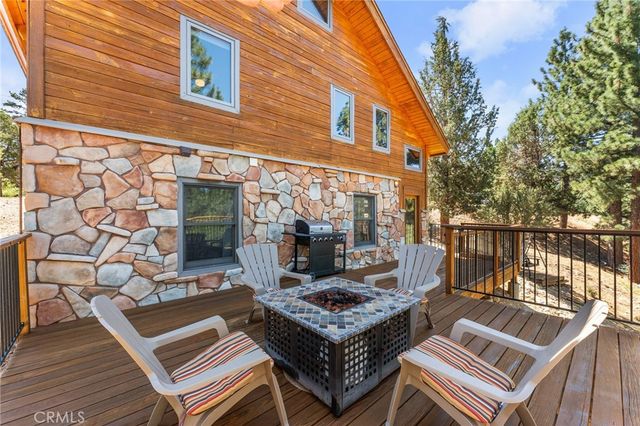 298 Dixie Lee Lane, Big Bear Lake, CA 92386