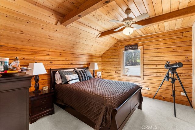 298 Dixie Lee Lane, Big Bear Lake, CA 92386