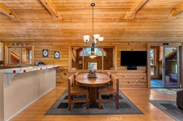 298 Dixie Lee Lane, Big Bear Lake, CA 92386