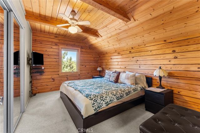 298 Dixie Lee Lane, Big Bear Lake, CA 92386