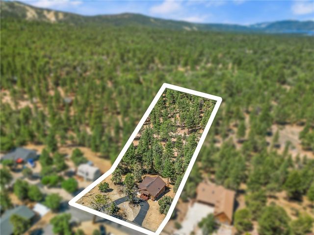 298 Dixie Lee Lane, Big Bear Lake, CA 92386