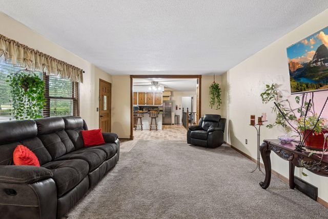 3891 N Enchanted Drive NW, Andover, MN 55304