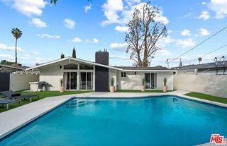 20308 Mobile Street, Winnetka (los Angeles), CA 91306