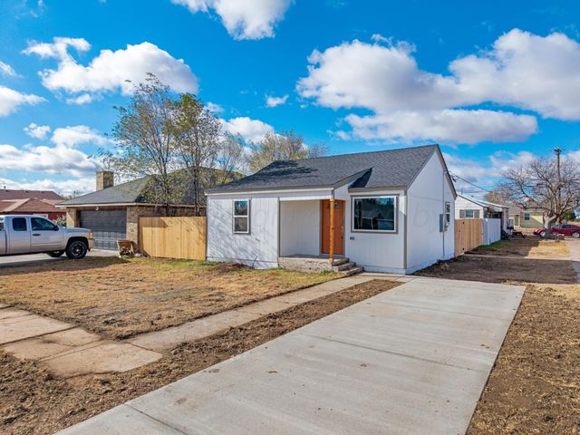 802 Durrett Avenue, Dumas, TX 79029