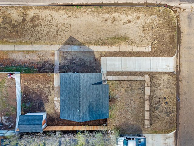 802 Durrett Avenue, Dumas, TX 79029