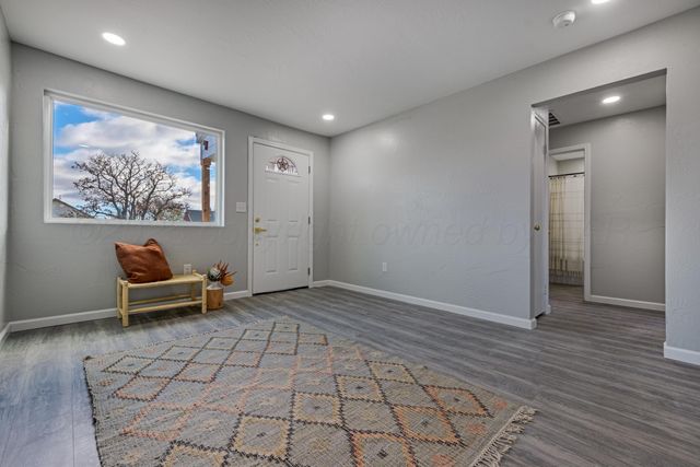 802 Durrett Avenue, Dumas, TX 79029