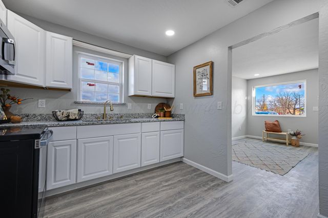 802 Durrett Avenue, Dumas, TX 79029