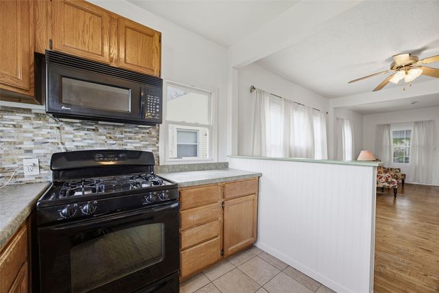 644 20th Avenue SW, Cedar Rapids, IA 52404