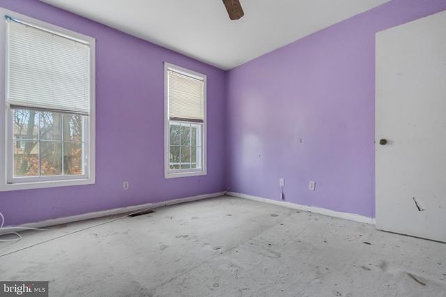 13106 LARKHALL CIR, Fort Washington, MD 20744