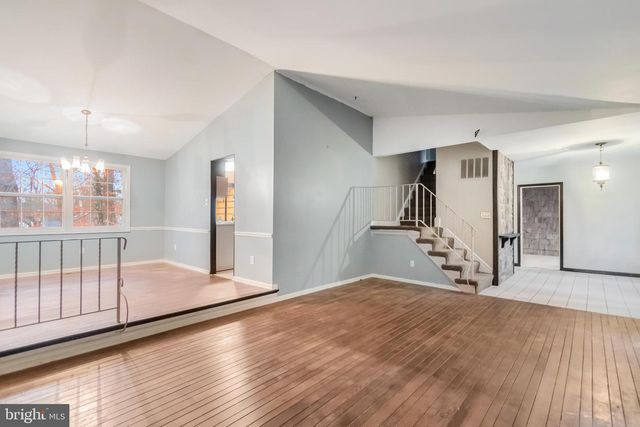 13106 LARKHALL CIR, Fort Washington, MD 20744